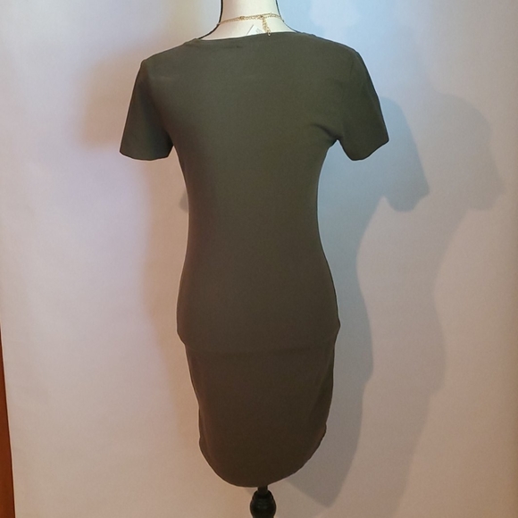 H&M basic dress - Picture 4 of 5